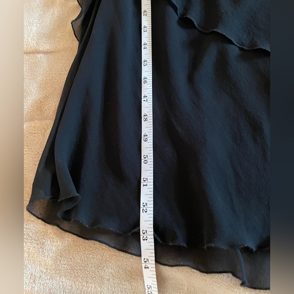 Woman’s Black 100% Silk Flowy Lined Dress Size L - Picture 9 of 9